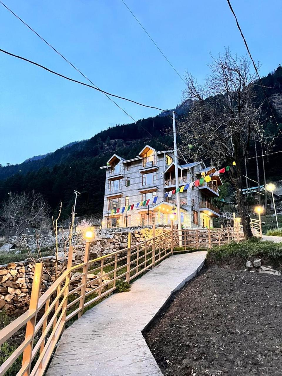The Rohtang Chalet Hotel Manali  Exterior photo